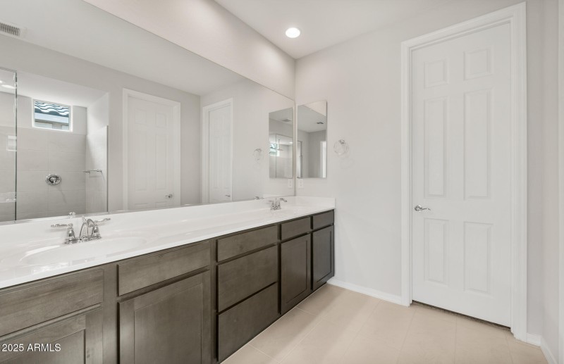 Owners Bath