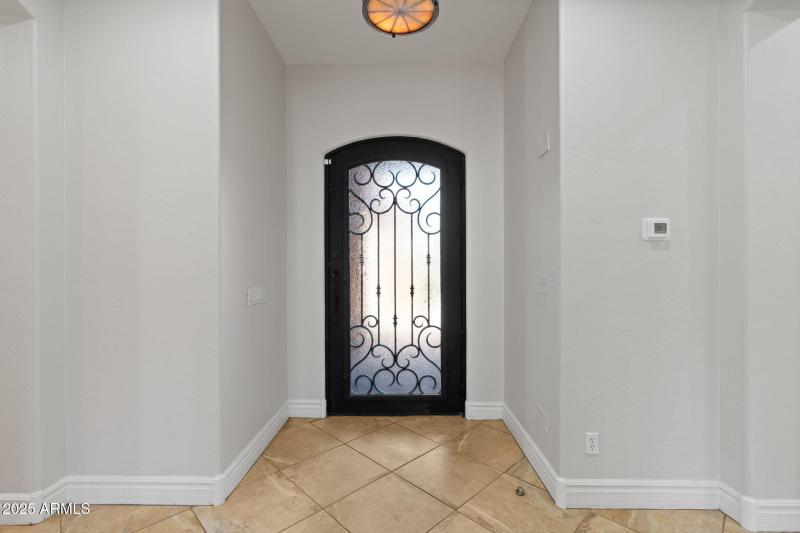 5-web-or-mls-3215-e-constance-wy