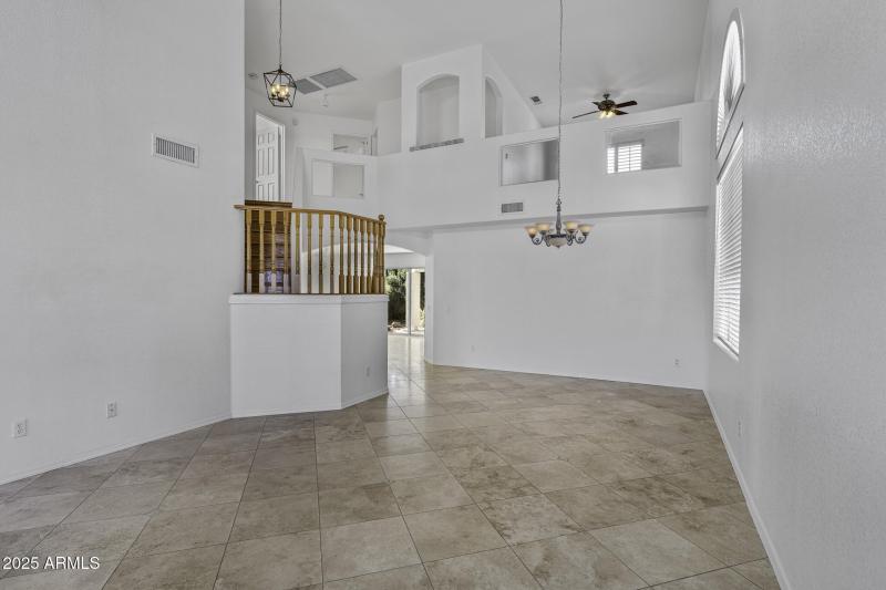 4530 E Desert Wind Dr-6