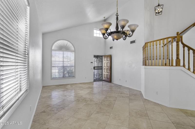 4530 E Desert Wind Dr-7