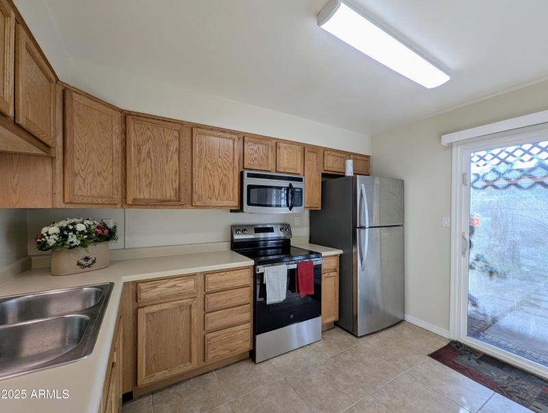 2233 W FARMDALE AVE #2