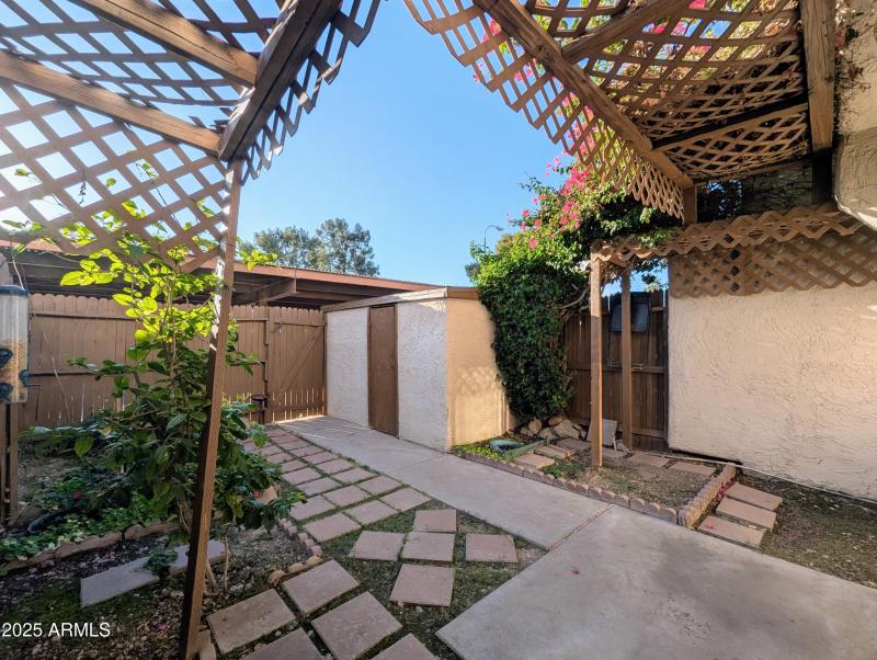 2233 W FARMDALE AVE #2