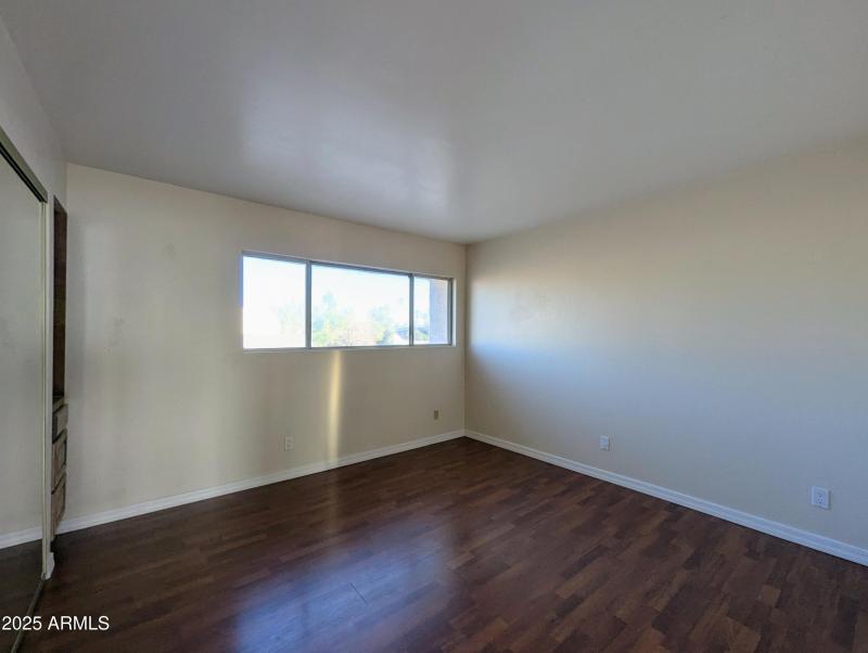 2233 W FARMDALE AVE #2