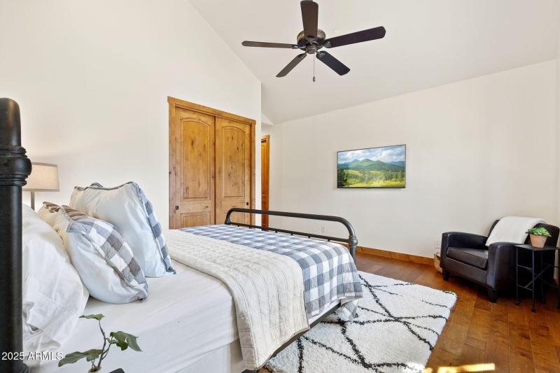 35-web-or-mls-JC0A4899