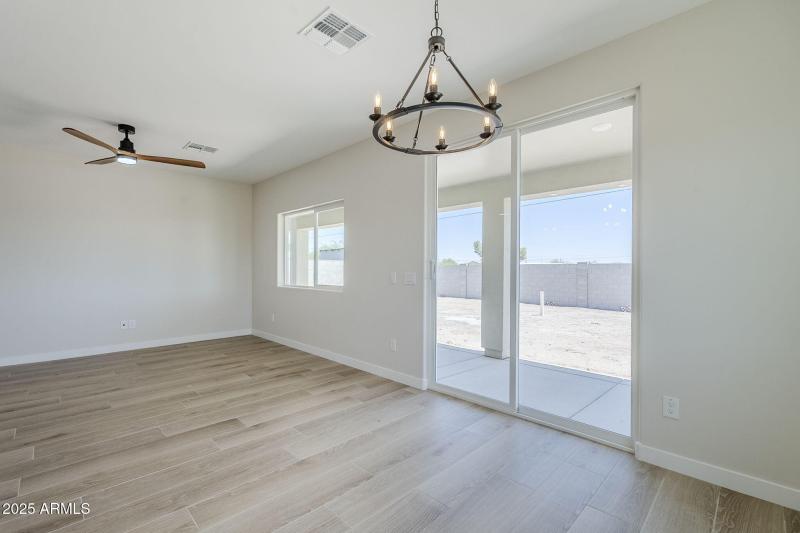 11-web-or-mls-Trona-11