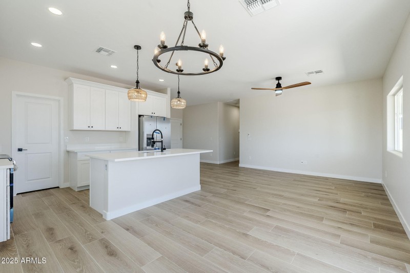 12-web-or-mls-Trona-12