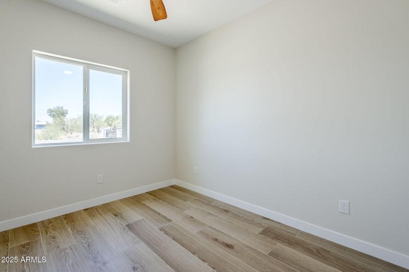 25-web-or-mls-Trona-25