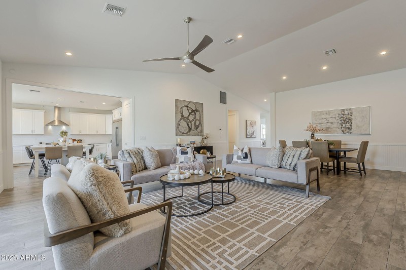 22-web-or-mls-Clarendon-14