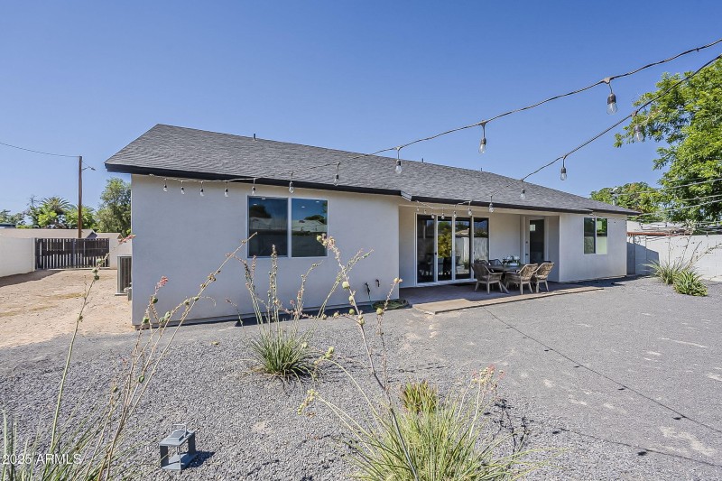 66-web-or-mls-Clarendon-58