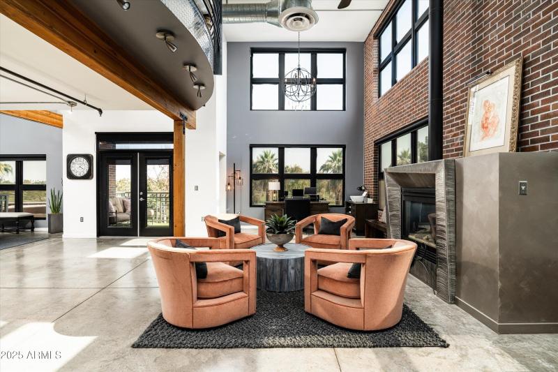 11-914 E Osborn Road, No 403 (11 of 70)