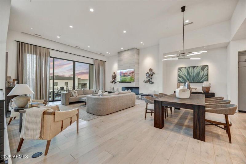 19-Great Room - Copy