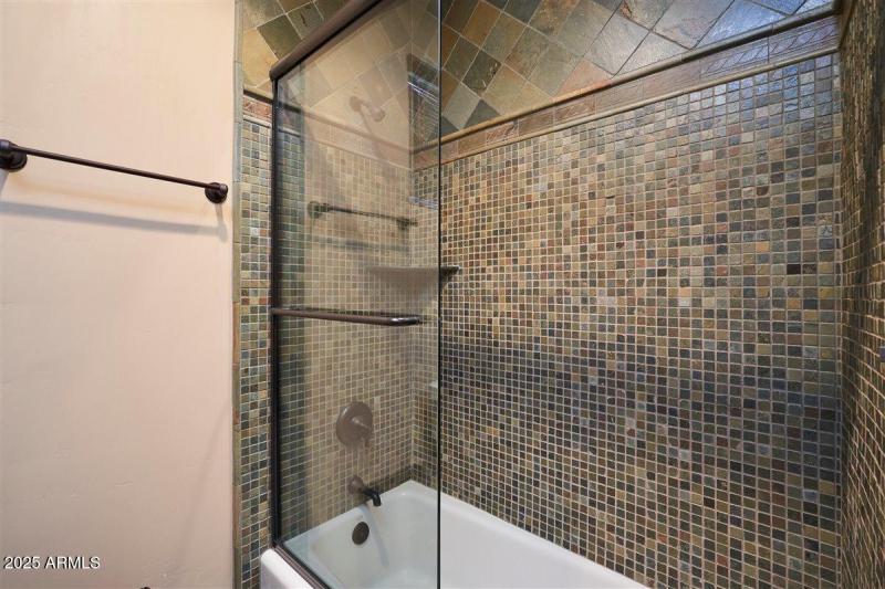 20210331035937701572000000-o