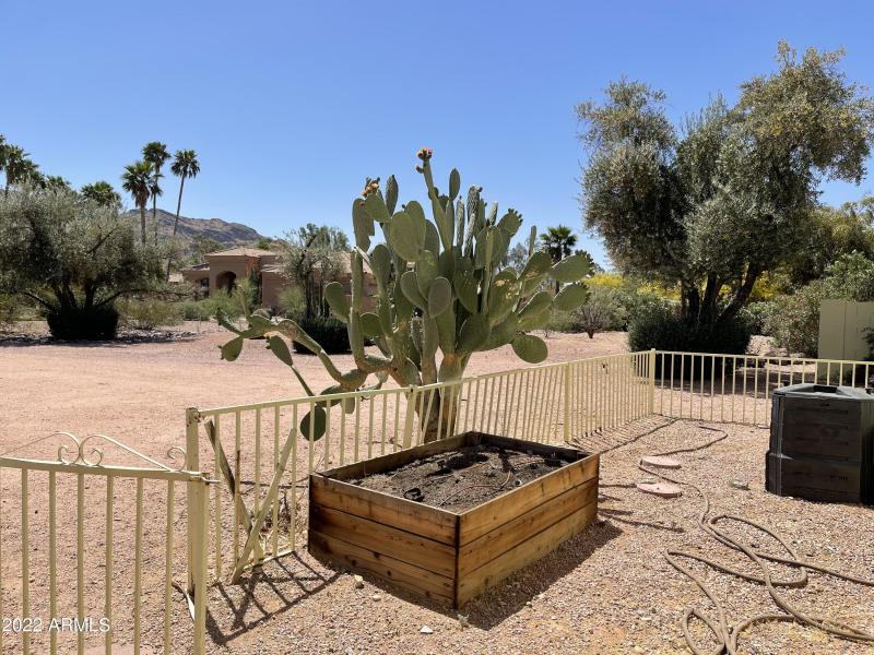 44CB6F02-48CC-48B9-AE05-597C2B6FC52D