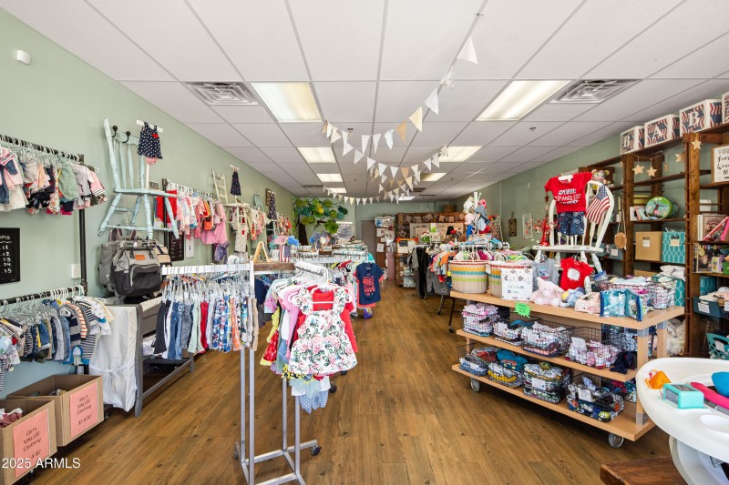 JL_280MainSt-UnitF-interiors-01