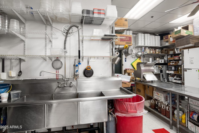 JL_280MainSt-UnitJ-interiors-15