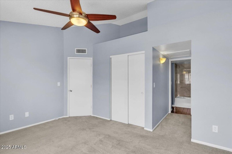 14-2954 N Oregon St #11