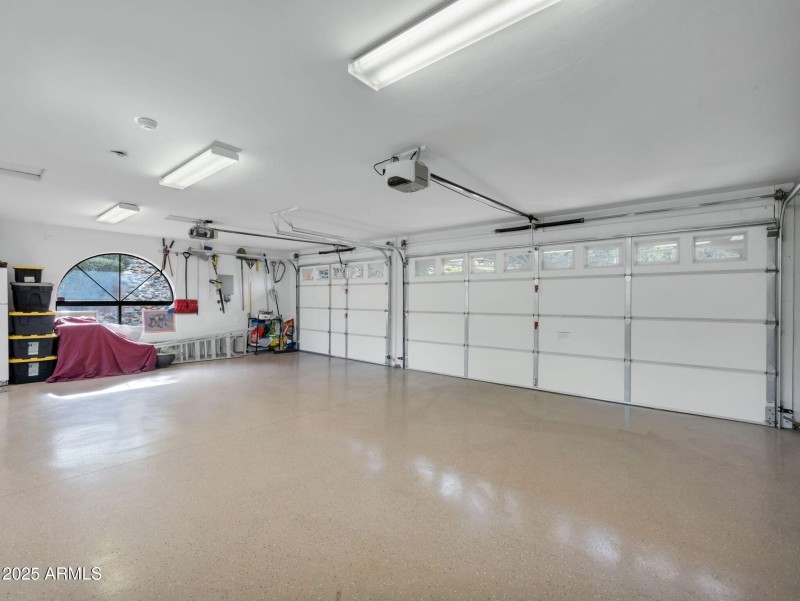 046_3 bays wepoxy floors