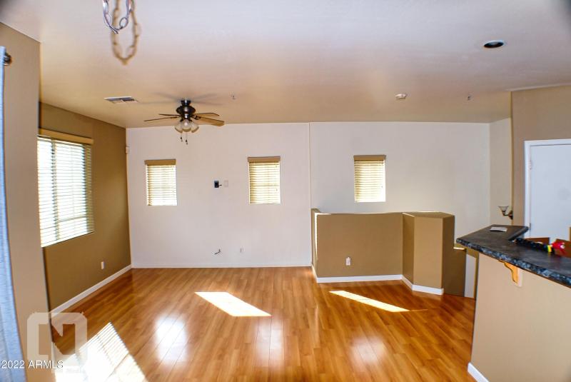 1420 N 81St Ave For Lease