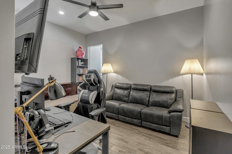 2652 E Pelican Ct-55