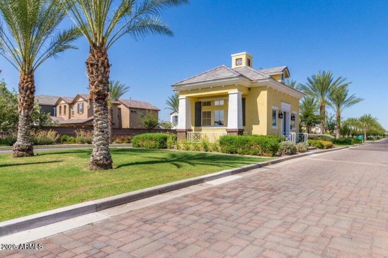 20220603052738737340000000-o