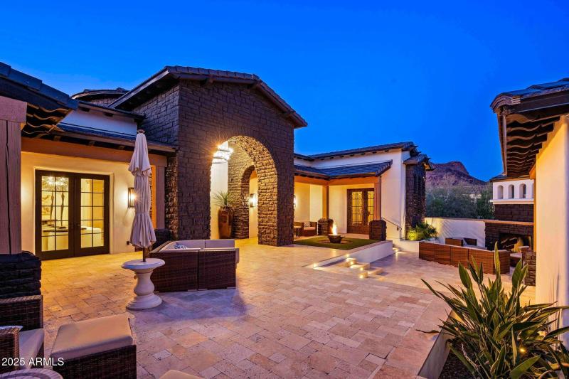 90-web-or-mls-_TMR0229