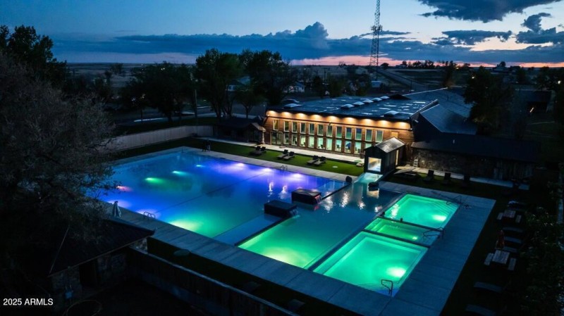 Sleeping Buffalo Outdoor Pool