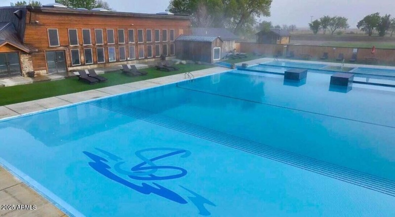 Outdoor Pool 2