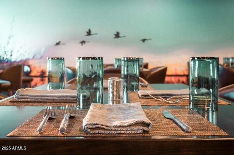 Steakhouse Dining