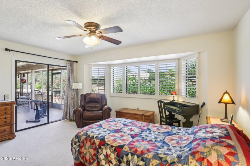 27-web-or-mls-W Foxfire Dr-1706-027