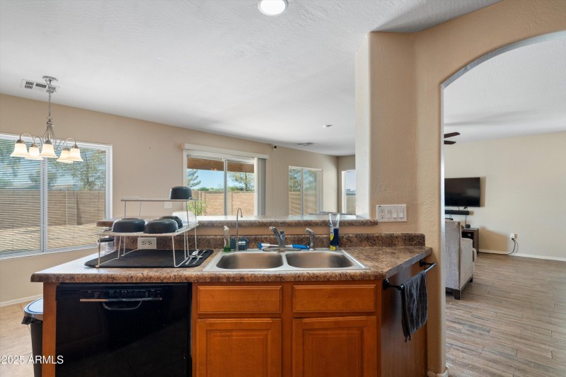 12-Kitchen