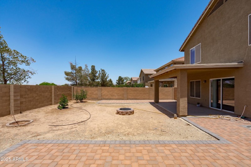 33-Backyard View