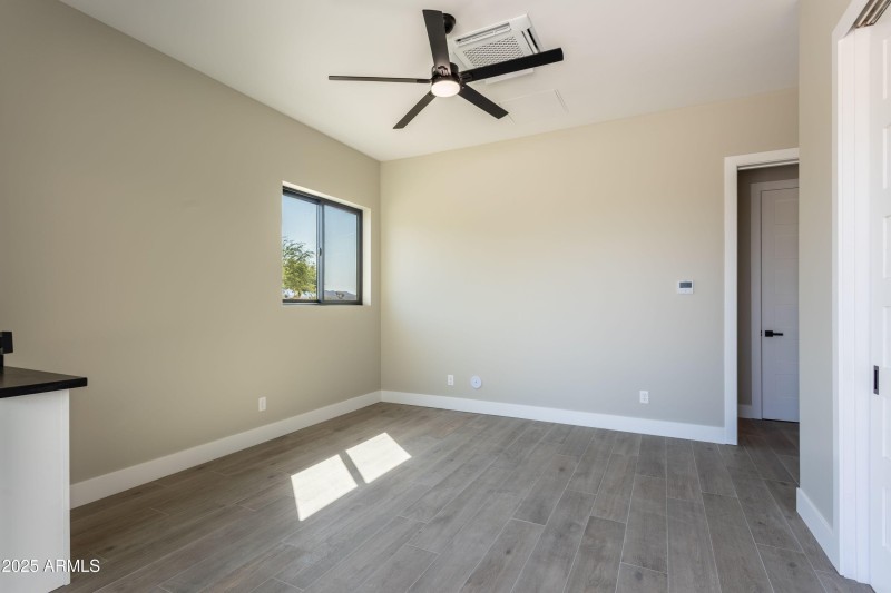 Detached Casita - 330 sq ft (4th bedroom