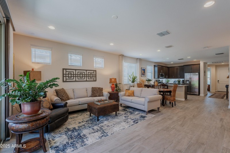 020 Great Rm-Dining-Kitchen 17219 W La L