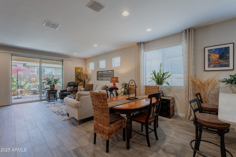 025 Dining Rm-Great Rm 17219 W La Luz Rd