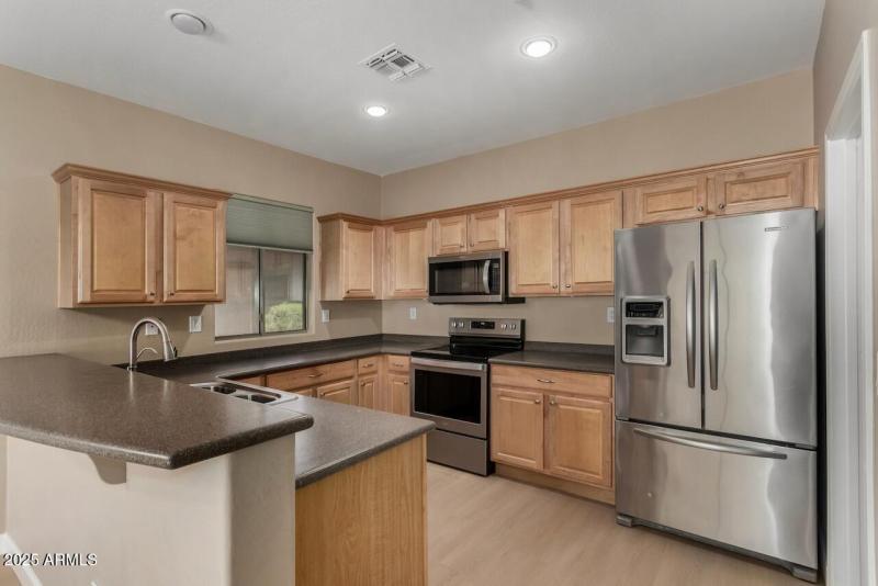 6-Kitchen with Stainless Appliances
