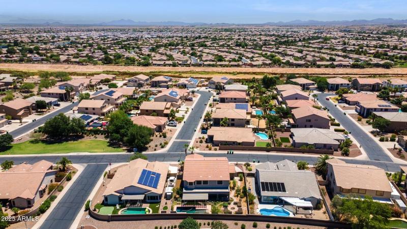 62-web-or-mls-20226-n-madison-dr