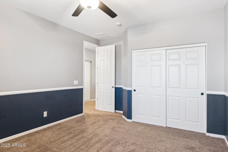 37-web-or-mls-20226-n-madison-dr