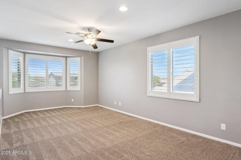 35-web-or-mls-20226-n-madison-dr