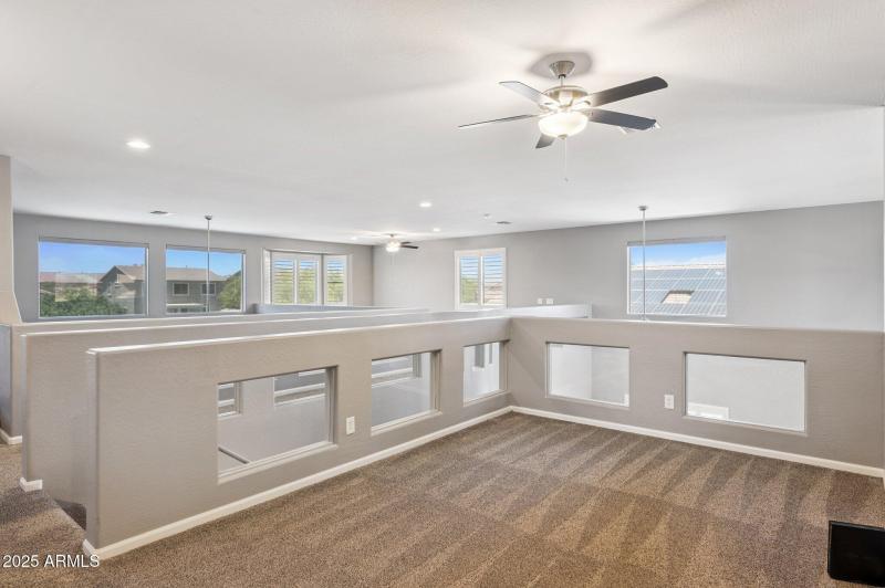 27-web-or-mls-20226-n-madison-dr