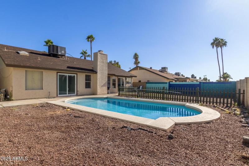 28 Sequoia