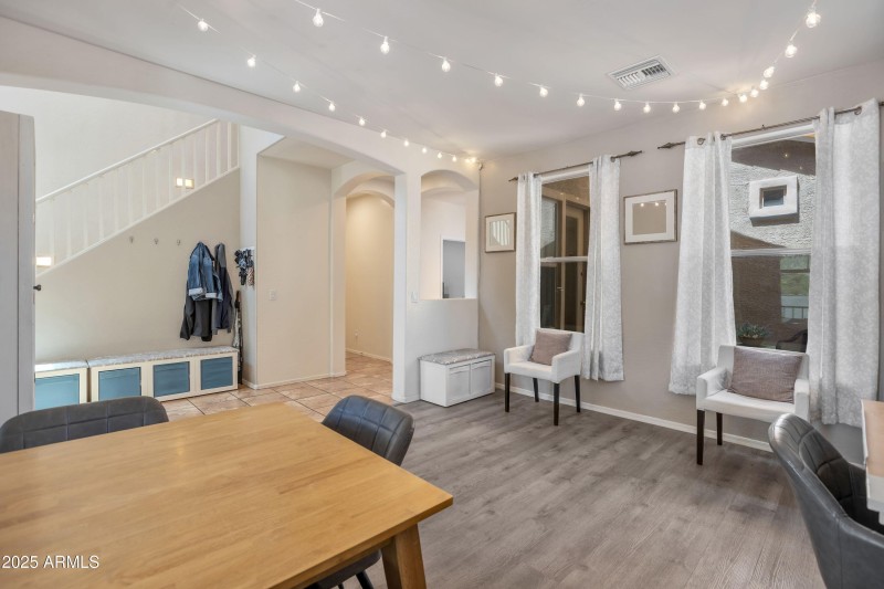 WIFRONT ROOM 3