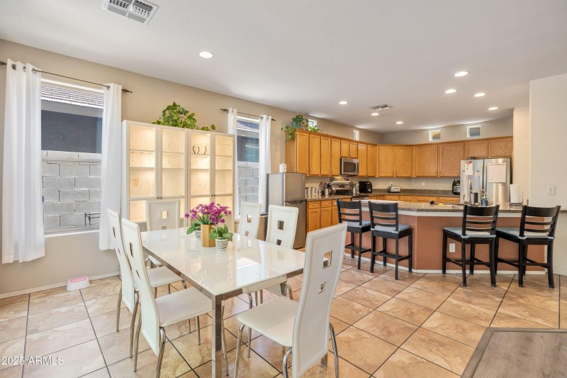 WILLAIMS NEW DINING ROOM TO KITCHEN
