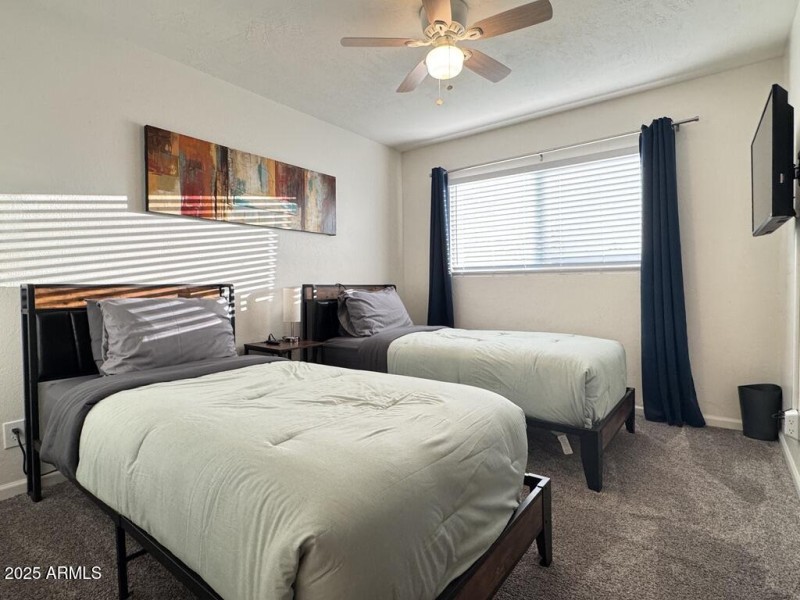 D7A8A696-2C12-4DB6-B028-6284F51CF629_1_1