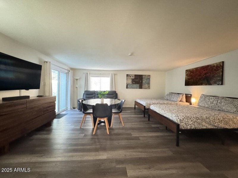 AED8A17B-C018-43A9-A91F-913C75E1AACD_1_1