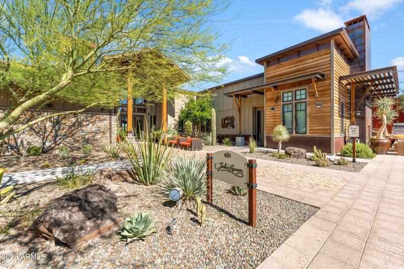 Wickenburg Ranch amenities