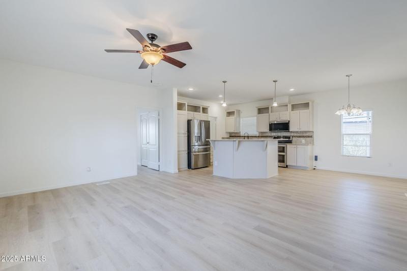 12-web-or-mls-Apache-12