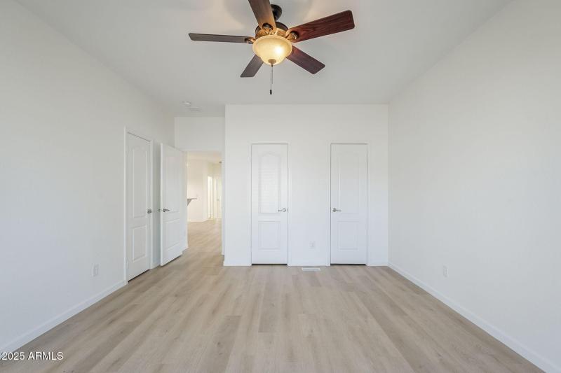 33-web-or-mls-Apache-33