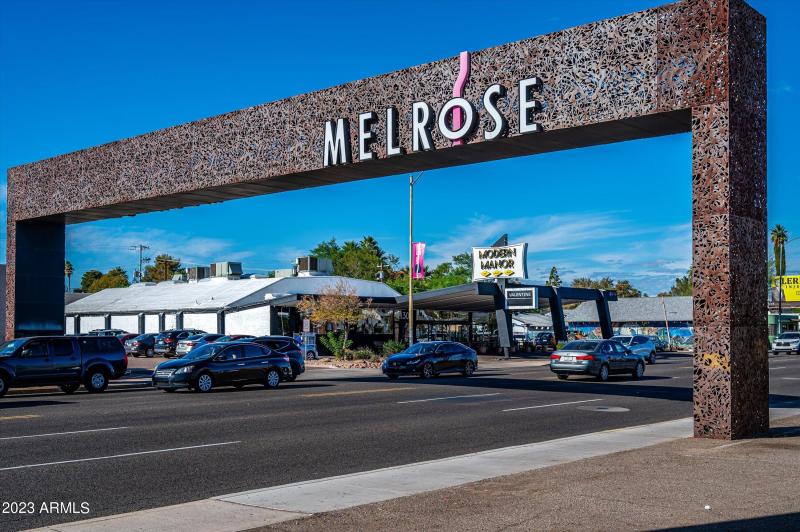 013_NEARBY AMENITIES