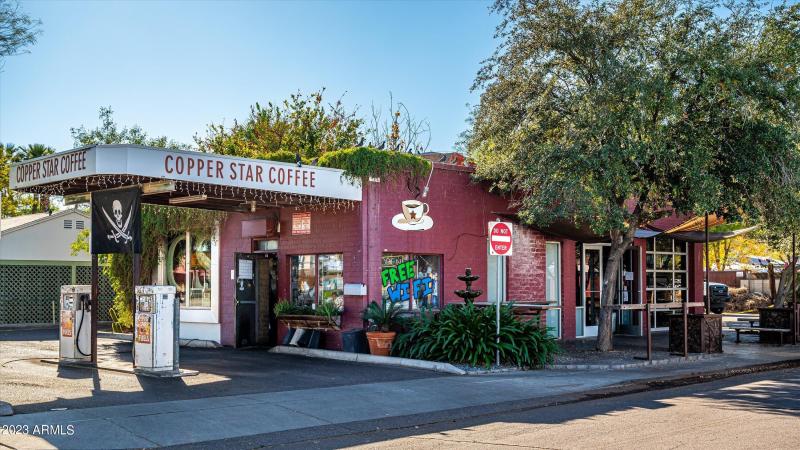 015_NEARBY AMENITIES