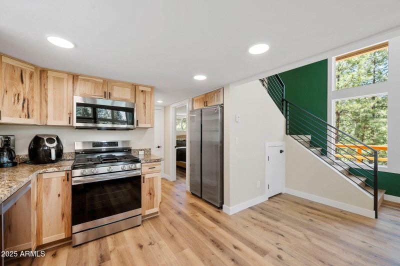 8-Kitchen (3)